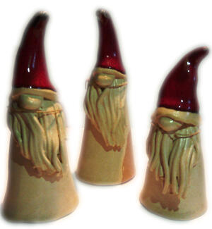 Tomtar - Tomte keramik mellan